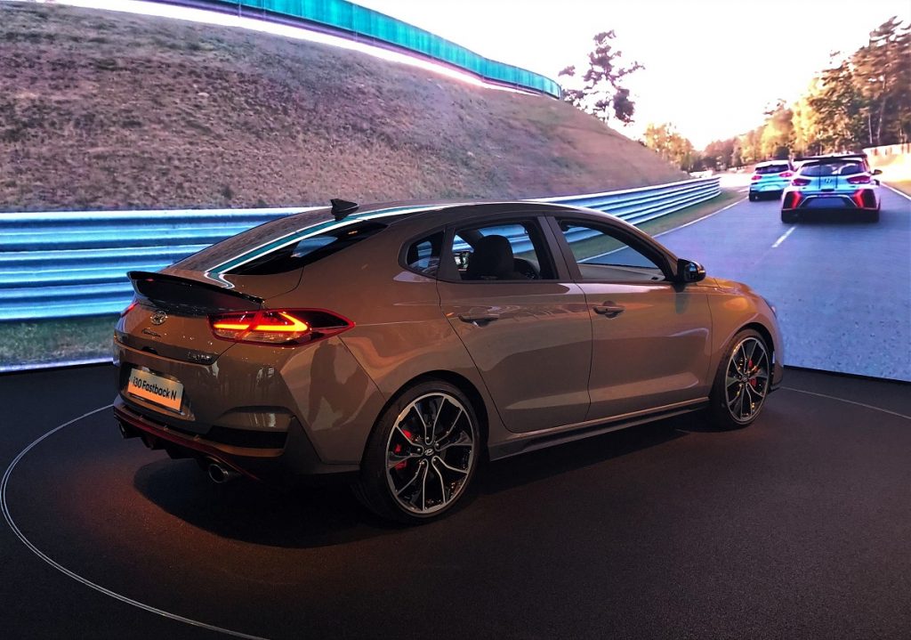 i30fastback (3)