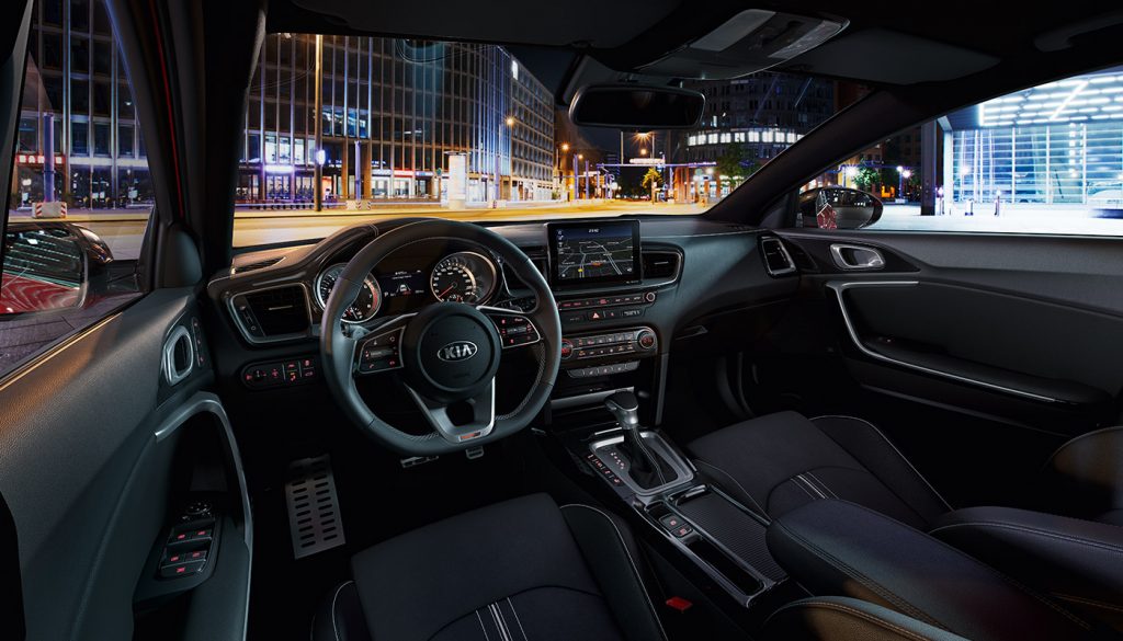 kia_pressrelease_2018_PRESS_1400x800_proceed_interior_bg